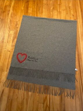 Moschino Cheap and Chic Heart Scarf-LambsWool- rare